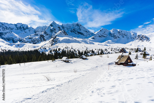 Winter in the Tatra Mountains © bkdi