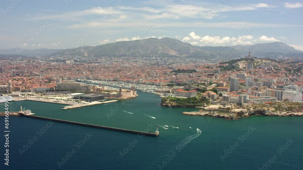 Marseille vue aérienne vieux port
