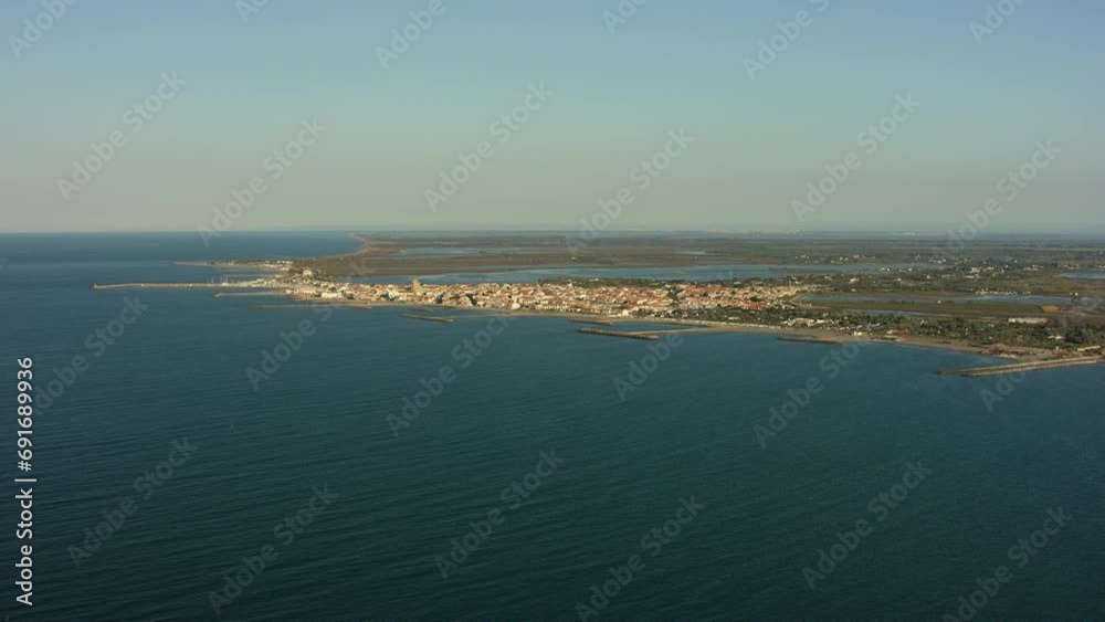 Vue aérienne de Saintes Maries de la Mer Vue aérienne de Saintes Maries de la Mer