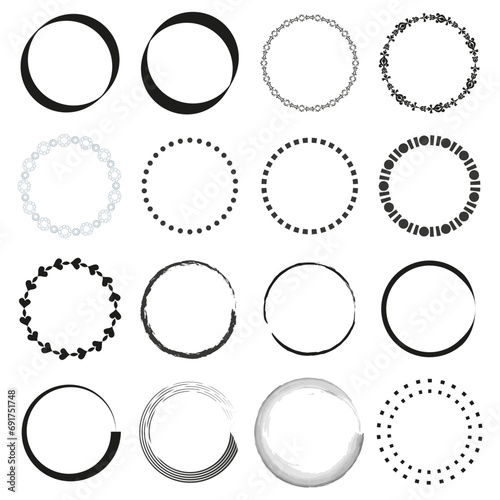Set of grunge circles. Vector illustration. EPS 10.