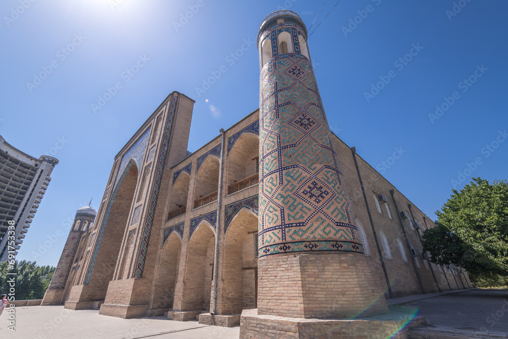 Fototapeta premium Kukeldash Madrasah, medieval madrasa in Tashkent, Uzbekistan.