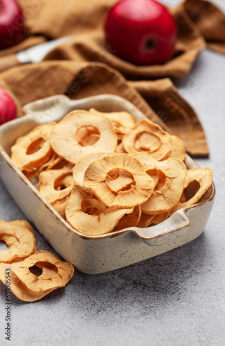 Dried apple chips