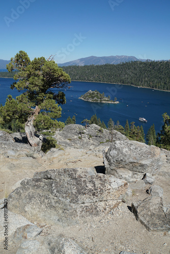 View of Fannette Island at Emerald Bay in Lake Tahoe, California, from the viewpoint at Vikingsholm parking lot on a sunny day