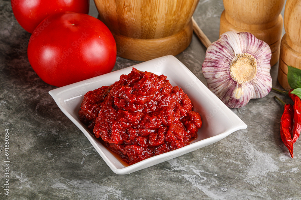 Natural organic red tomato paste Natural organic red tomato paste