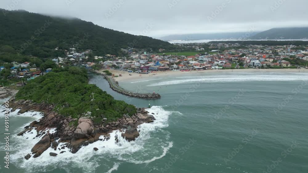 Praia Barra da Lagoa Florianópolis Santa Catarina Turismo Belezas Naturais Lazer Barco Verão Surf Paradisíacas Atividades Aquáticas Cenários Surf Pesca Cultura Local Gastronomia Viagens Drone