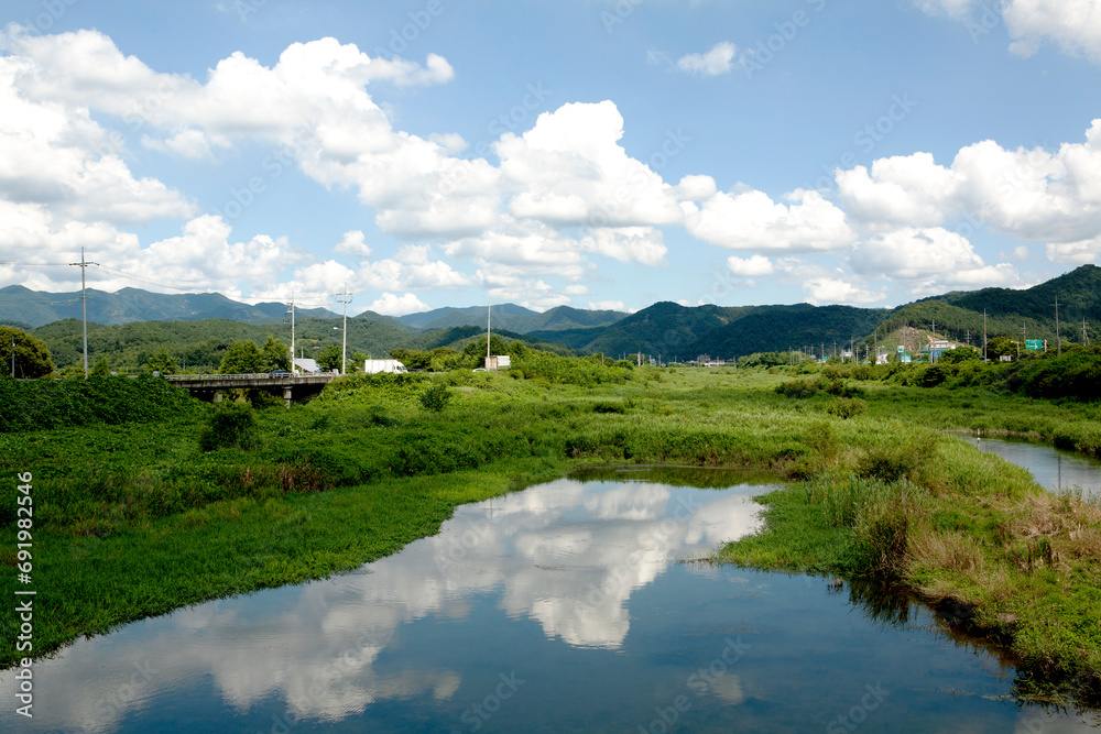 Obraz premium landscape with river