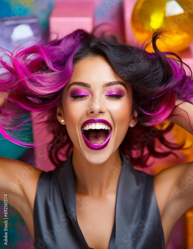 Donna con capelli colorati fashion photo