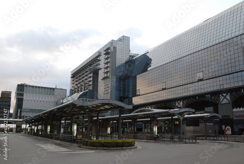 The bus station, station rotary / バス乗り場・乗り換え・駅前ロータリー