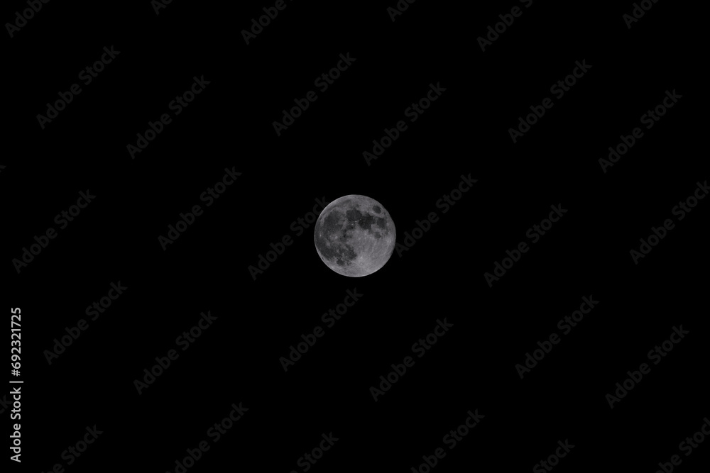 the moon looks beautiful tonight the moon looks beautiful tonight