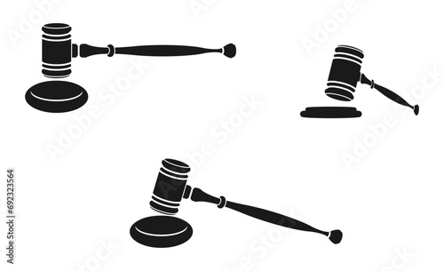Gavel hammer icon set. judge's gavel hammer symbol of law and justice. vector illustration isolated on white background.