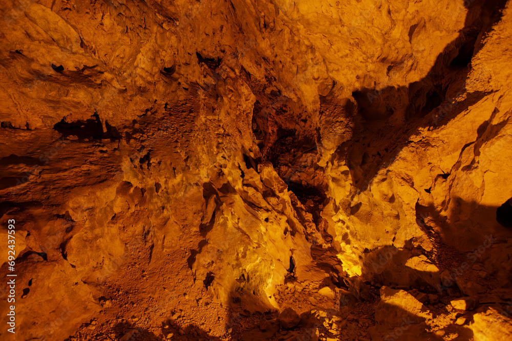 Insuyu Cave. It lies 13 km south-east of Burdur and within the borders of Catalagil village of Burdur. Cool and clean air circulates constantly in the cave.