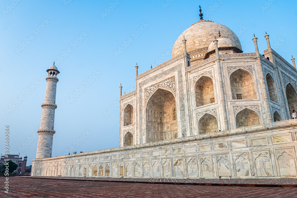 views of amazing taj mahala palace in agra, india