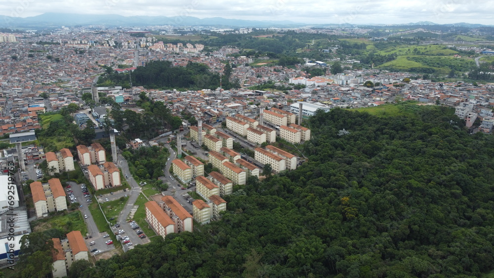 Visão aérea da região residencial da cidade de Guarulhos, SP, Brasil