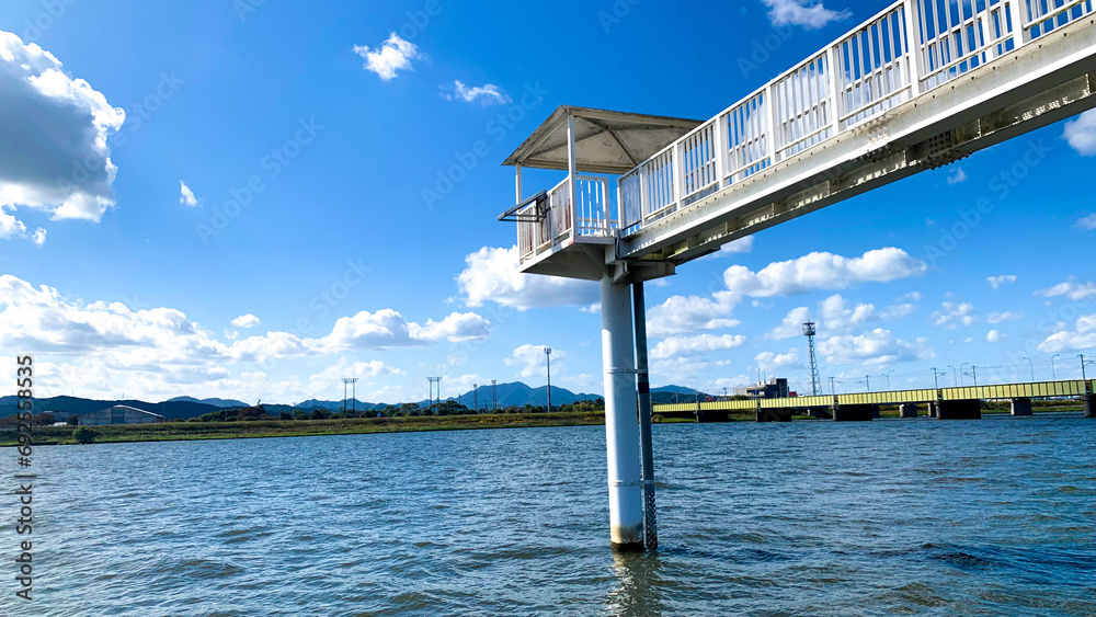 遠賀川の水質自動観測所