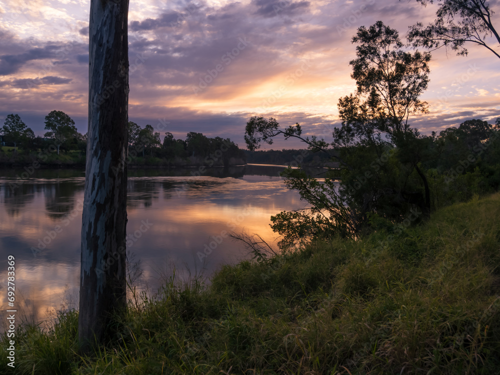 Obraz premium Sunset on the River