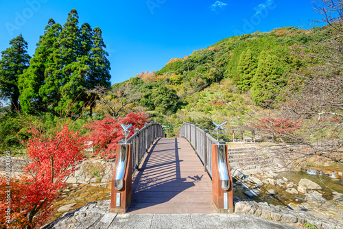 秋のほたる橋　見帰りの滝付近　佐賀県唐津市　autumn Hotaru bridge. Near Mikaeri Falls. Saga Pref, Karatsu City. photo