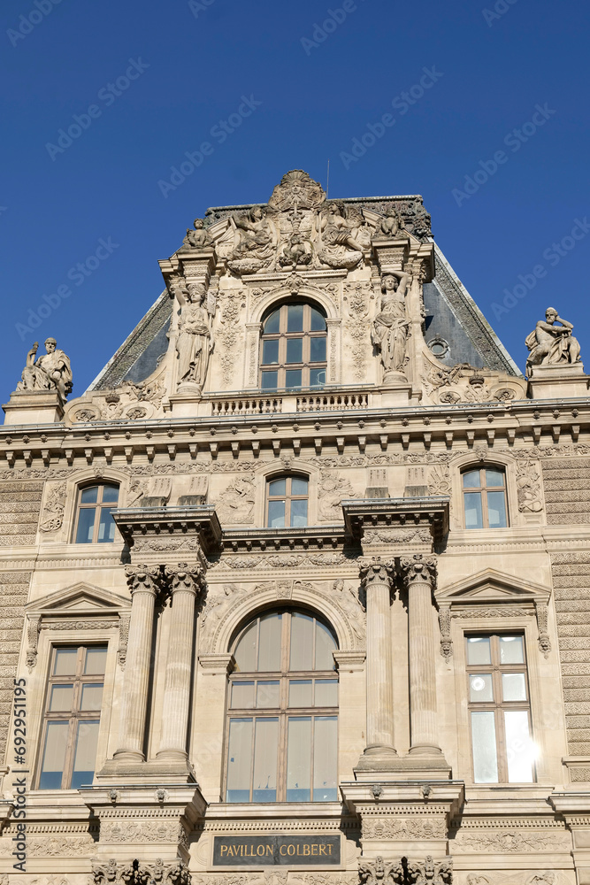 architecture proche du Louvre