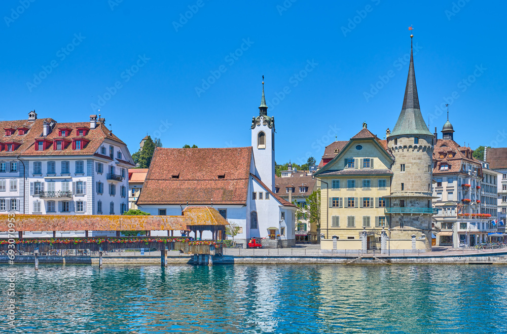 Naklejka premium Lucerne, a medieval city on the lake