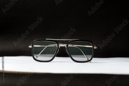 dark and moody background Photochromic lens eye glasses latest shape