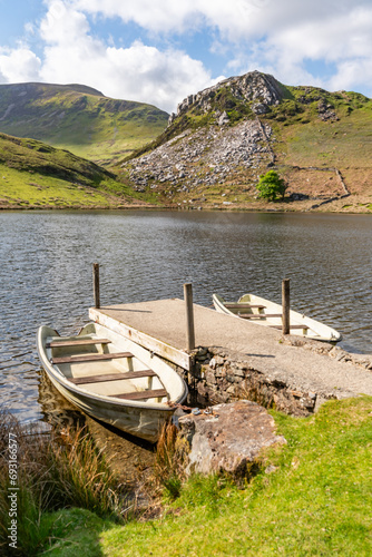 Llyn y Dywarchen a small fishing lake in Snowdonia photo