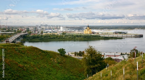 Autumn Nizhny Novgorod - the confluence of the two rivers Oka and Volga