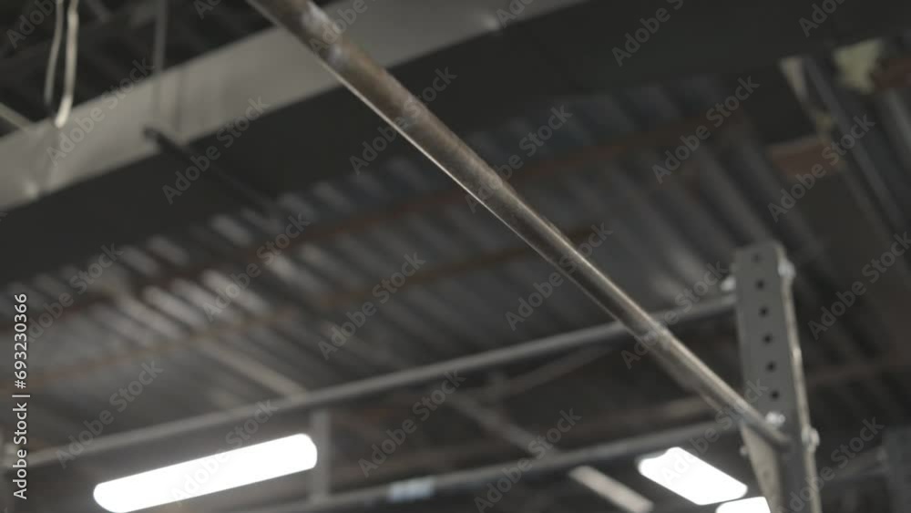 pull up bar in gym