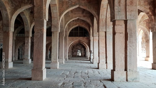 Jami Masjid palace fort Mandav Madhya Pradesh India © Ian Gabriel