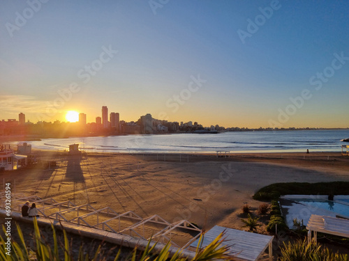 Atardecer en Mar del Plata, Playa Torreon y Playa Las Toscas.  Playas del centro en Mar del Plata.  photo