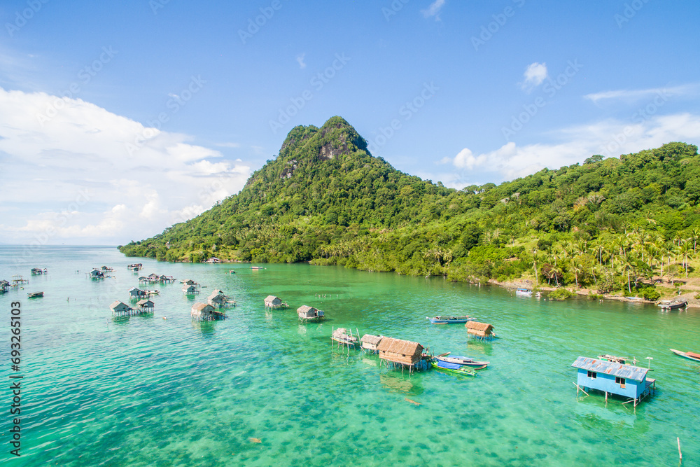 Beautiful aerial view borneo sea gypsy water village in Mabul Bodgaya Island, Malaysia.