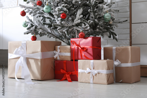 Decorated Christmas tree wi...