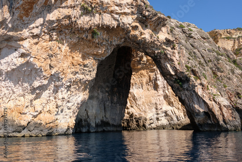 Natural arch at the Blue Grotto - Qrendi © lkonya