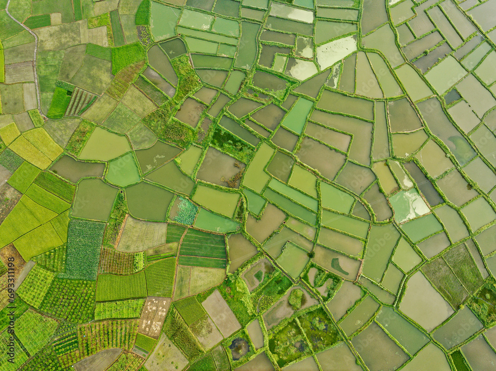 Fototapeta premium Aerial photo of Guilin Huixian Glass Field