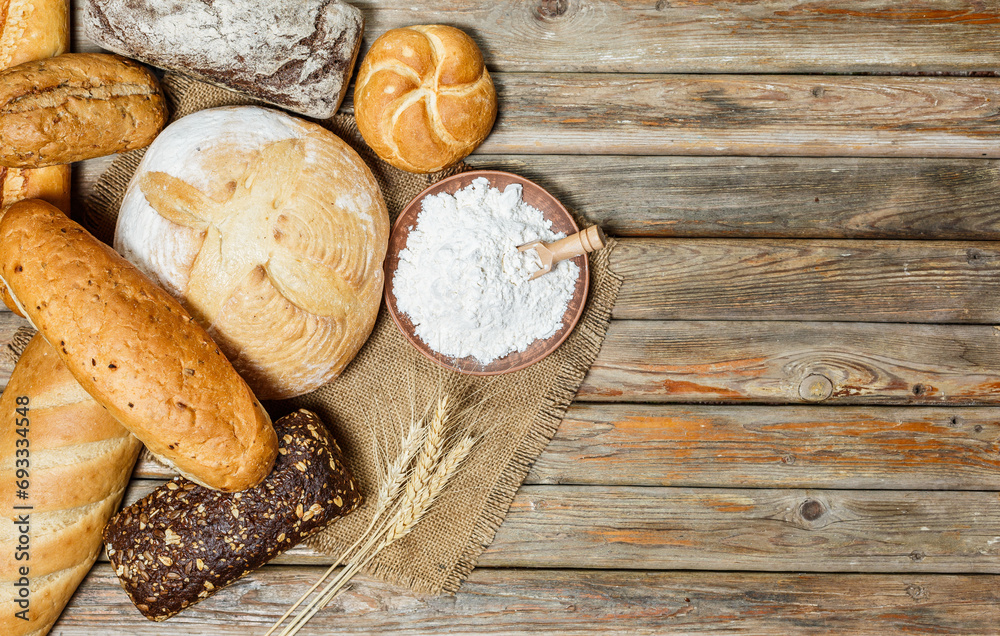 Fresh and delicious bread for eating, different breads for making toast and eating, bread made from wheat and flour, gluten, gluten-free bread, fresh bread baguette