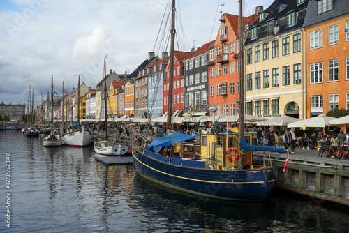 Stadtteil Nyhavn in Kopenhagen mit seinem berühmten Kanal © Mario Schmidt