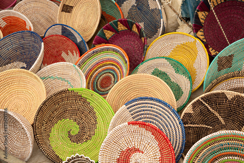 Venta de artesanía de Senegal. photo