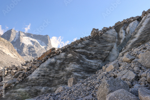 Klimawandel in den Alpen; Bruchkante am Fornogletscher (Bergell) im September 2023