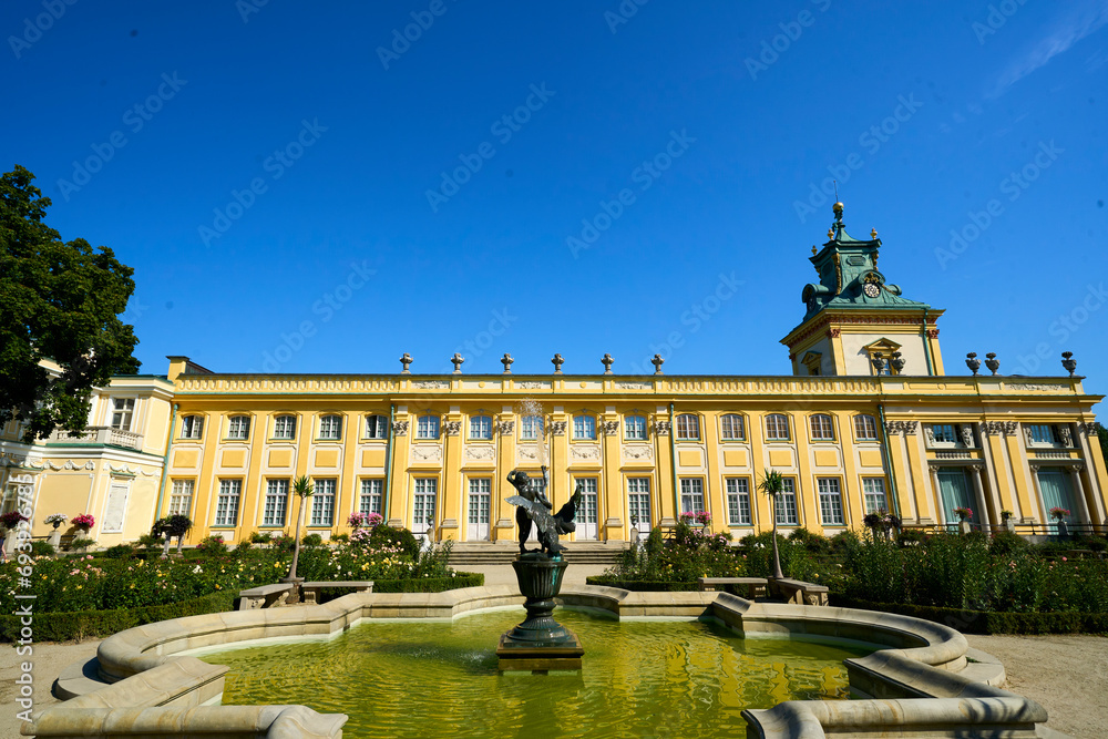 Fototapeta premium view of the palace wilanow in warsow, poland