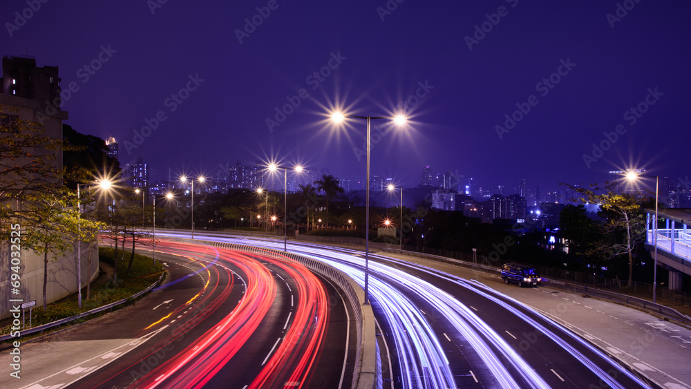 Night traffic at night