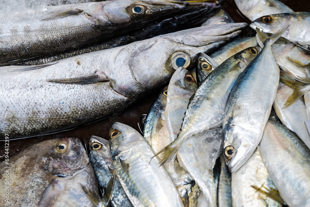 Obraz premium Sea food fresh fish in market
