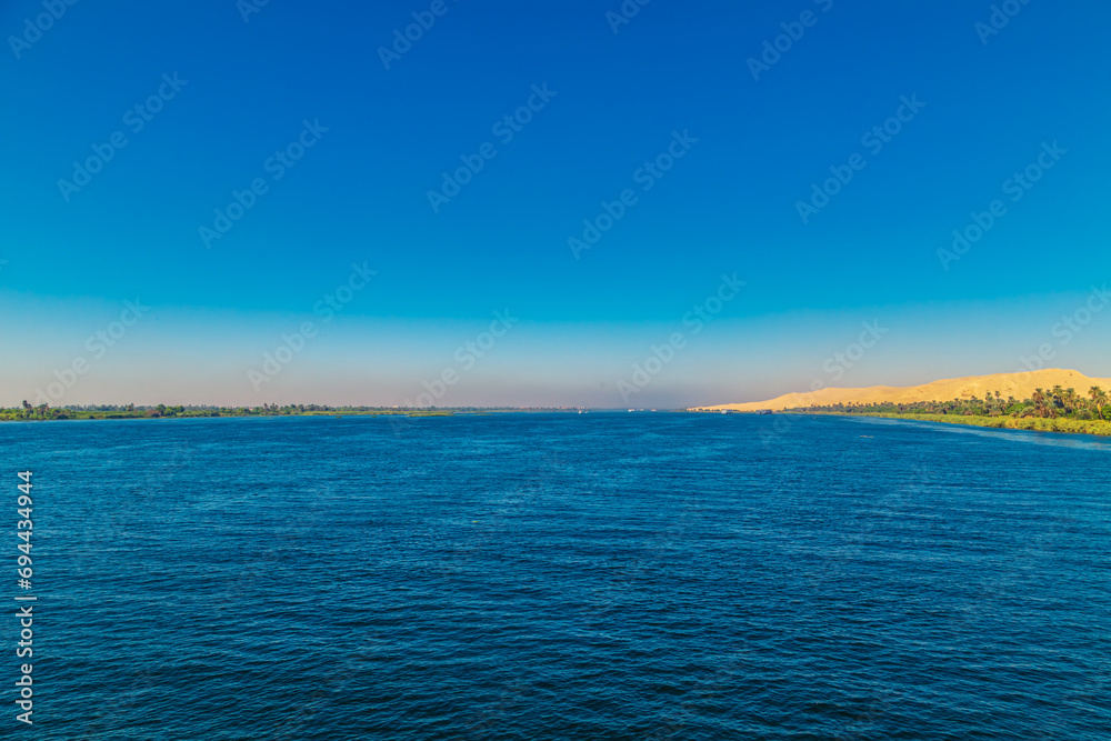 Obraz premium Picturesque scenery of the Nile River.