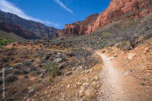Obraz na płótnie hiking the tonto trail in the grand canyon national park, arizona, usa w salonie