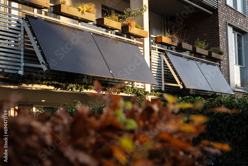 Balkonkraftwerk Solaranlage an einem Balkon in Düsseldorf, Deutschland photo