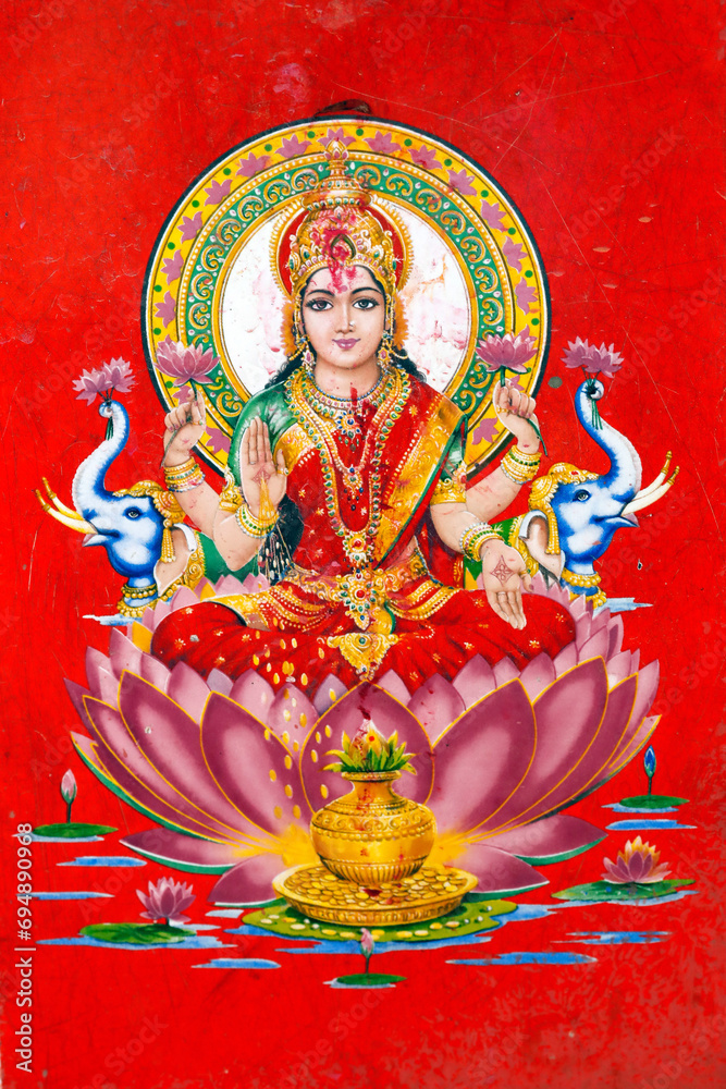 Foto de Lakshmi, one of the principal goddesses in Hinduism, the ...