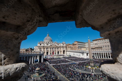 Pope Francis leads Palm Sunday, marking the final Sunday of Lent, the beginning of Holy Week, St. Peters, UNESCO World Heritage Site, Vatican, Rome, Lazio, Italy, Europe
