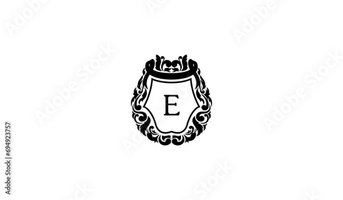 Luxury Alphabetical Card Logo E