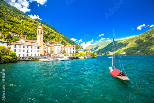 Obraz na płótnie Laglio. Idyllic town of Laglio and Como lake waterfront view w salonie