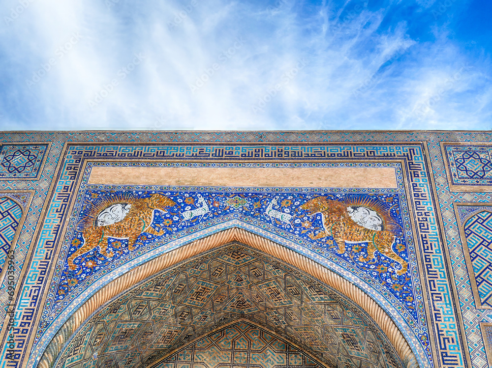 Tillya-Kari Madrassah, Registan Square in Samarkand.