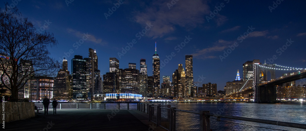Fototapeta premium Manhathan from Dumbo, Dumbo at Brooklyn, Manhattan Buildings, Manhattan, Bridge, nightview in NYC
