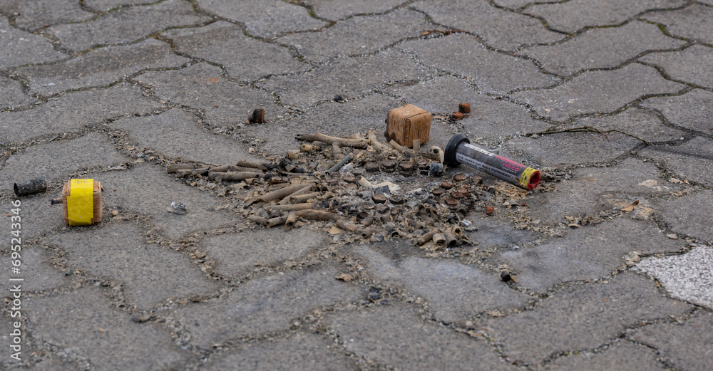Silvester Feuerwerksmüll nach der Silvesternacht 