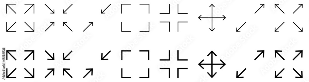 Fototapeta premium Full screen and exit full screen icons. Arrow mark icons. EPS10